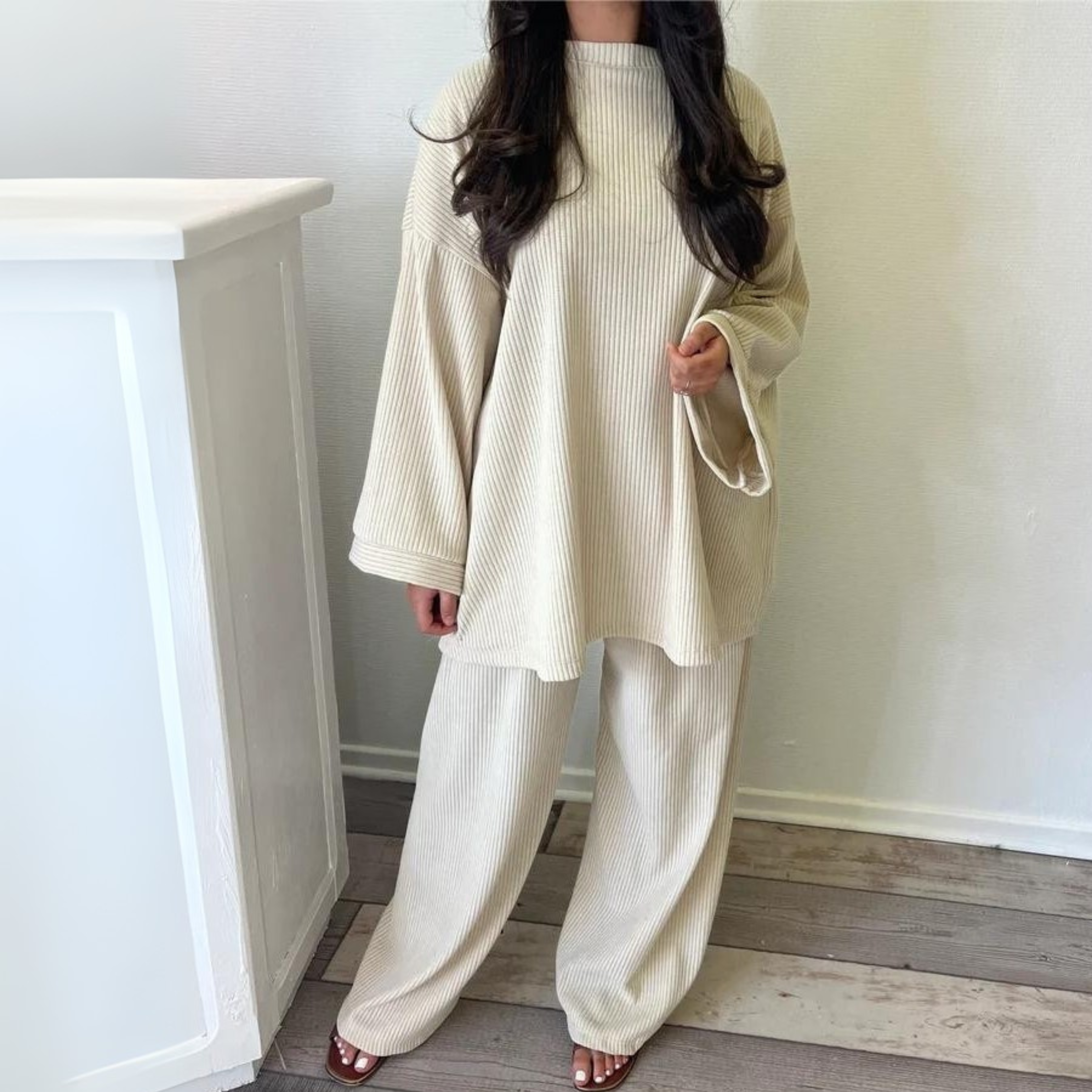 UNIT - Relaxed Fit Top with Wide Leg Pants
