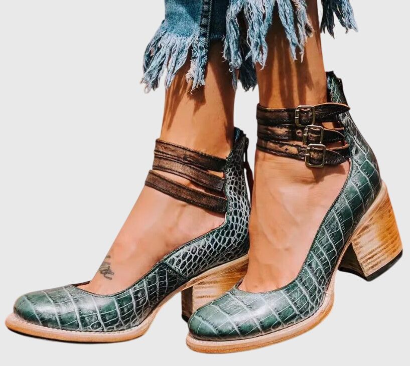 Nina | Stylish and Cozy Sandals