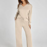 RENÉE - Comfortable Minimalist Two-Piece Ensemble