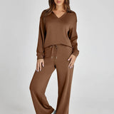 RENÉE - Comfortable Minimalist Two-Piece Ensemble