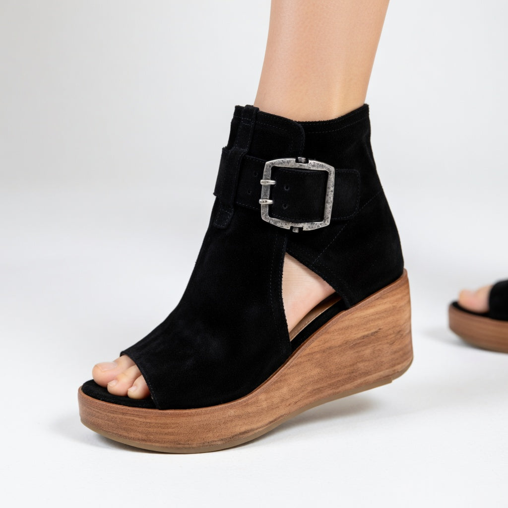 Oriana – Ankle Boots with Open Wedge Design