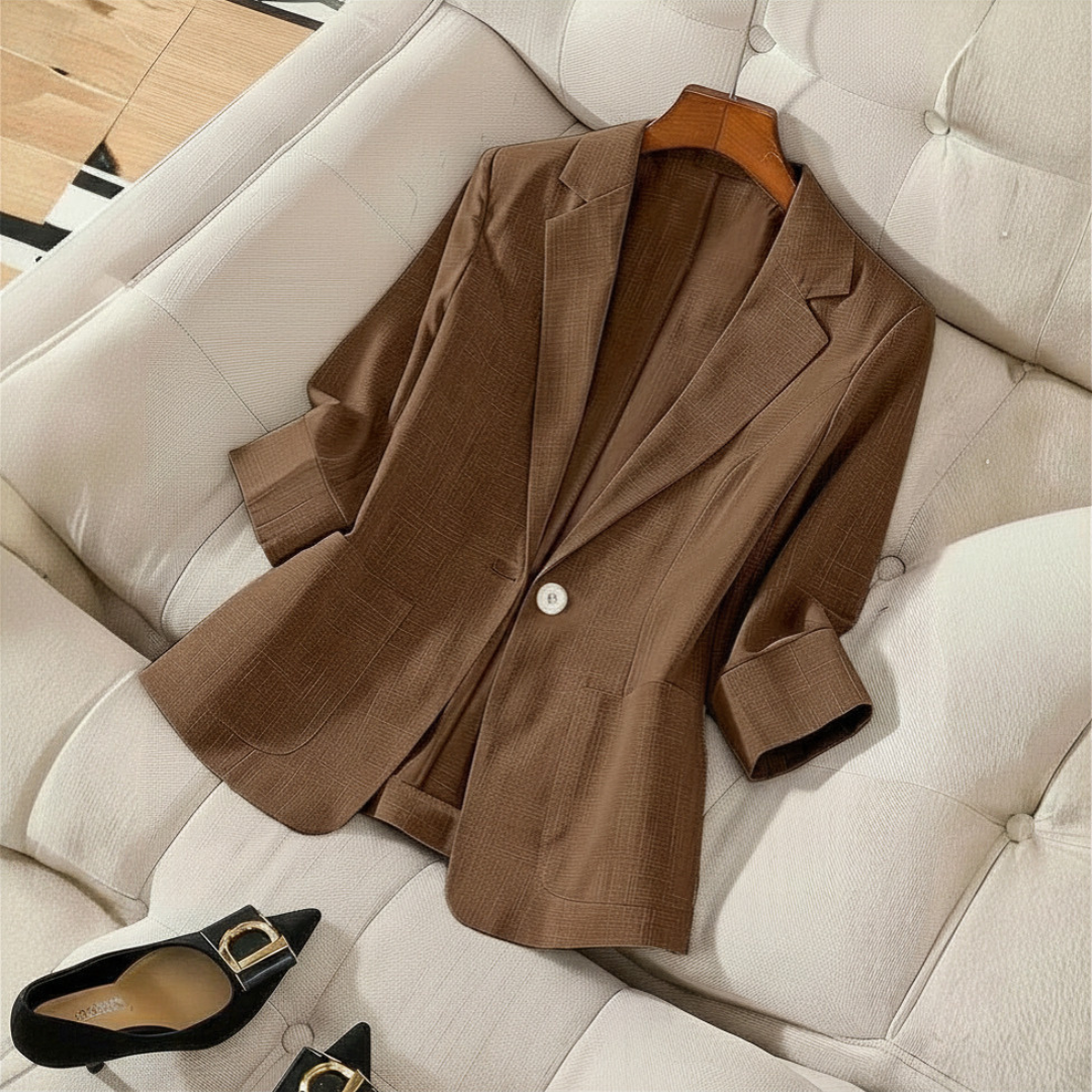 WYNDHAM™ – Custom One-Button Fitted Blazer
