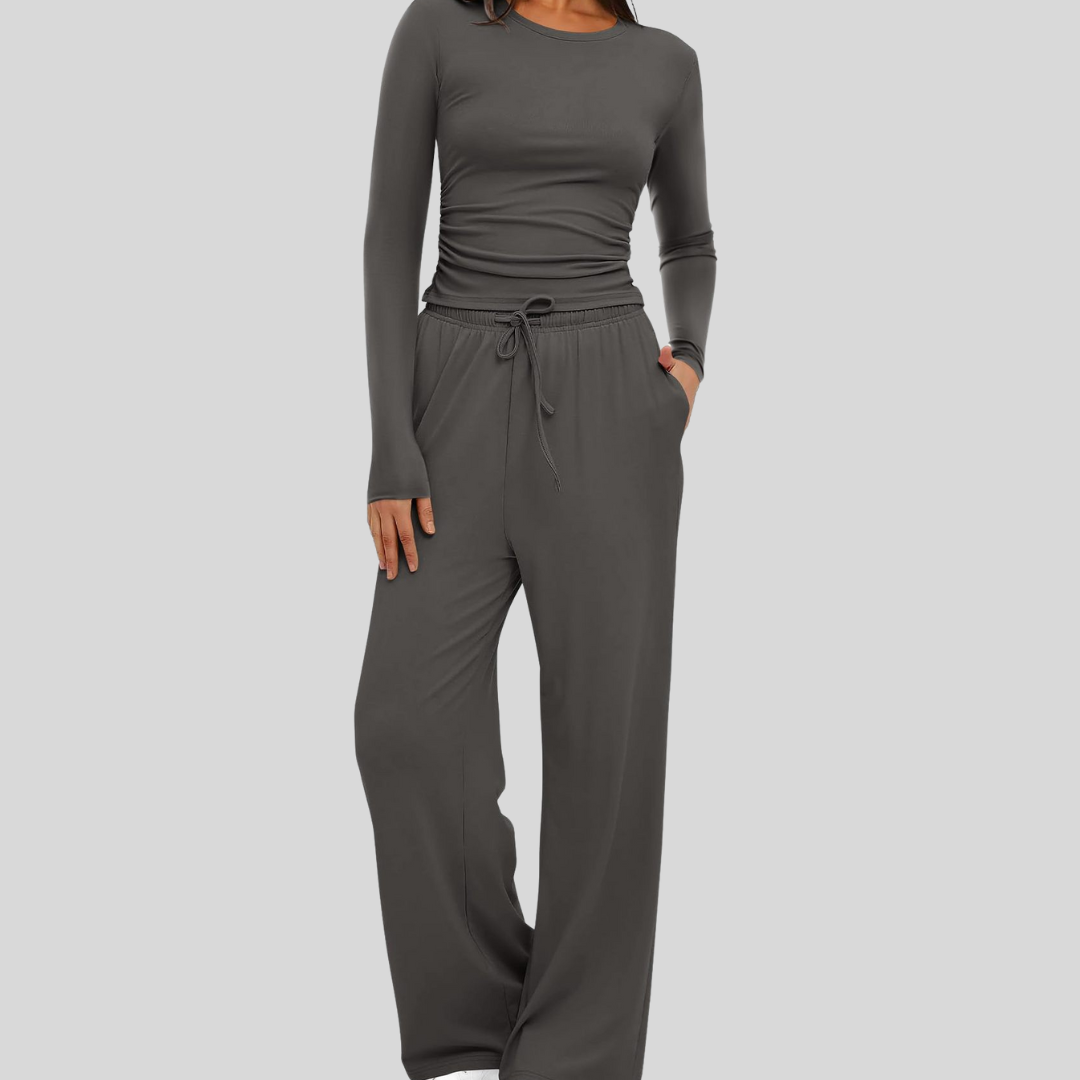 JANNYT - Long Sleeve Top with Wide Fit