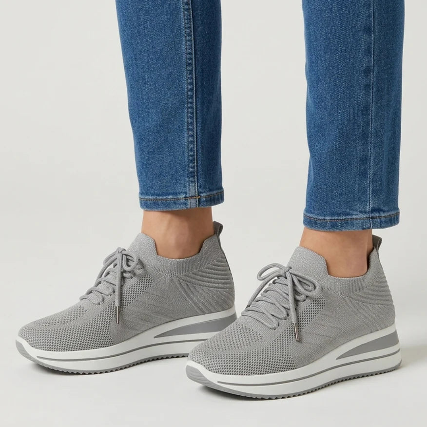 Bonnie – Cozy Platform Walking Sneakers