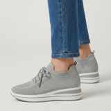 Bonnie – Cozy Platform Walking Sneakers