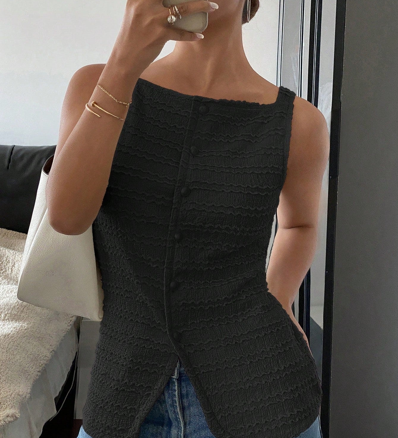 Queenie - Elegant Sleeveless Button-Up Outer Vest