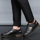 Callum - Closed-Toe Leather Sandals