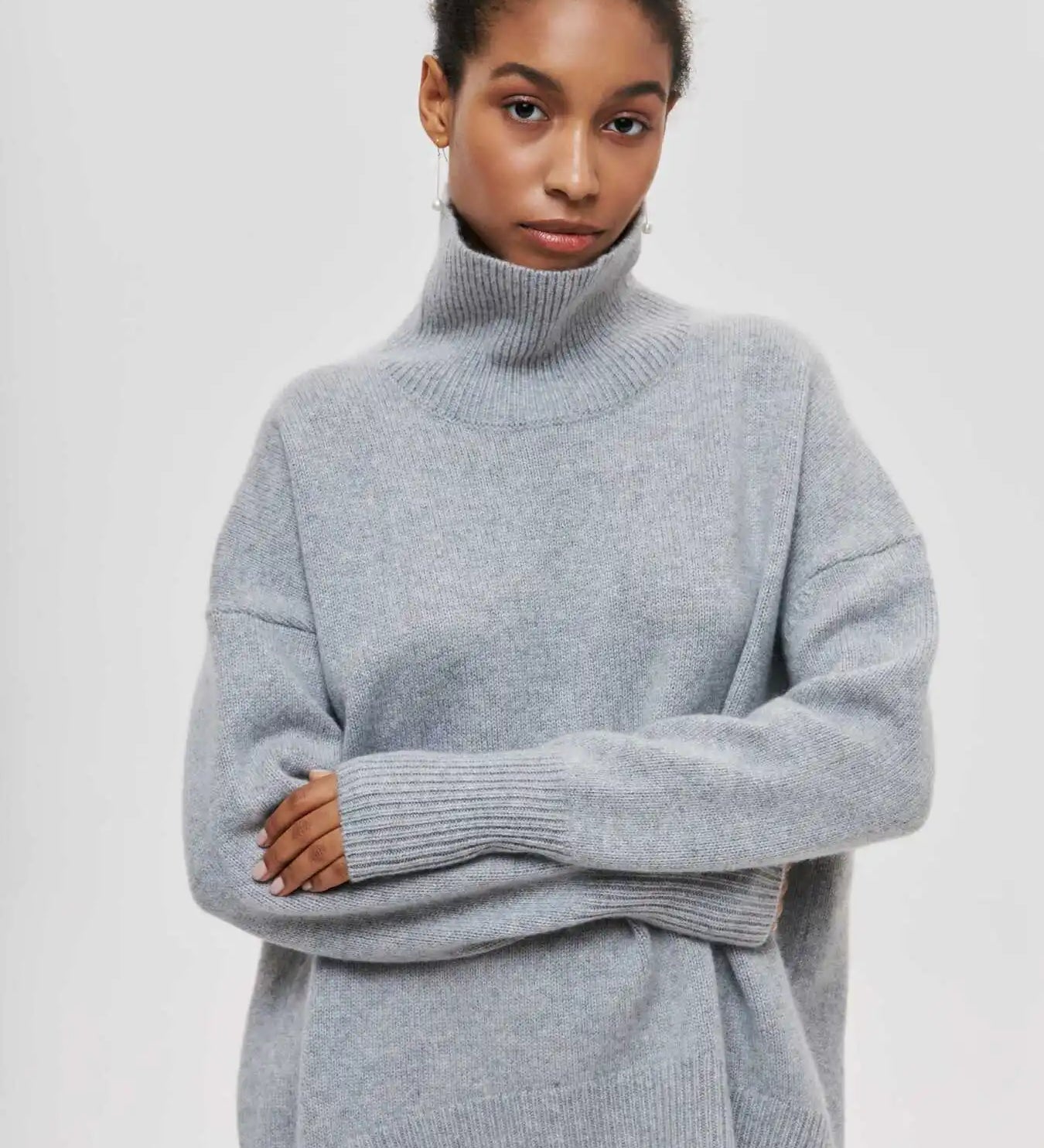 ALYSSA™ - Chic Turtleneck Knit Sweater