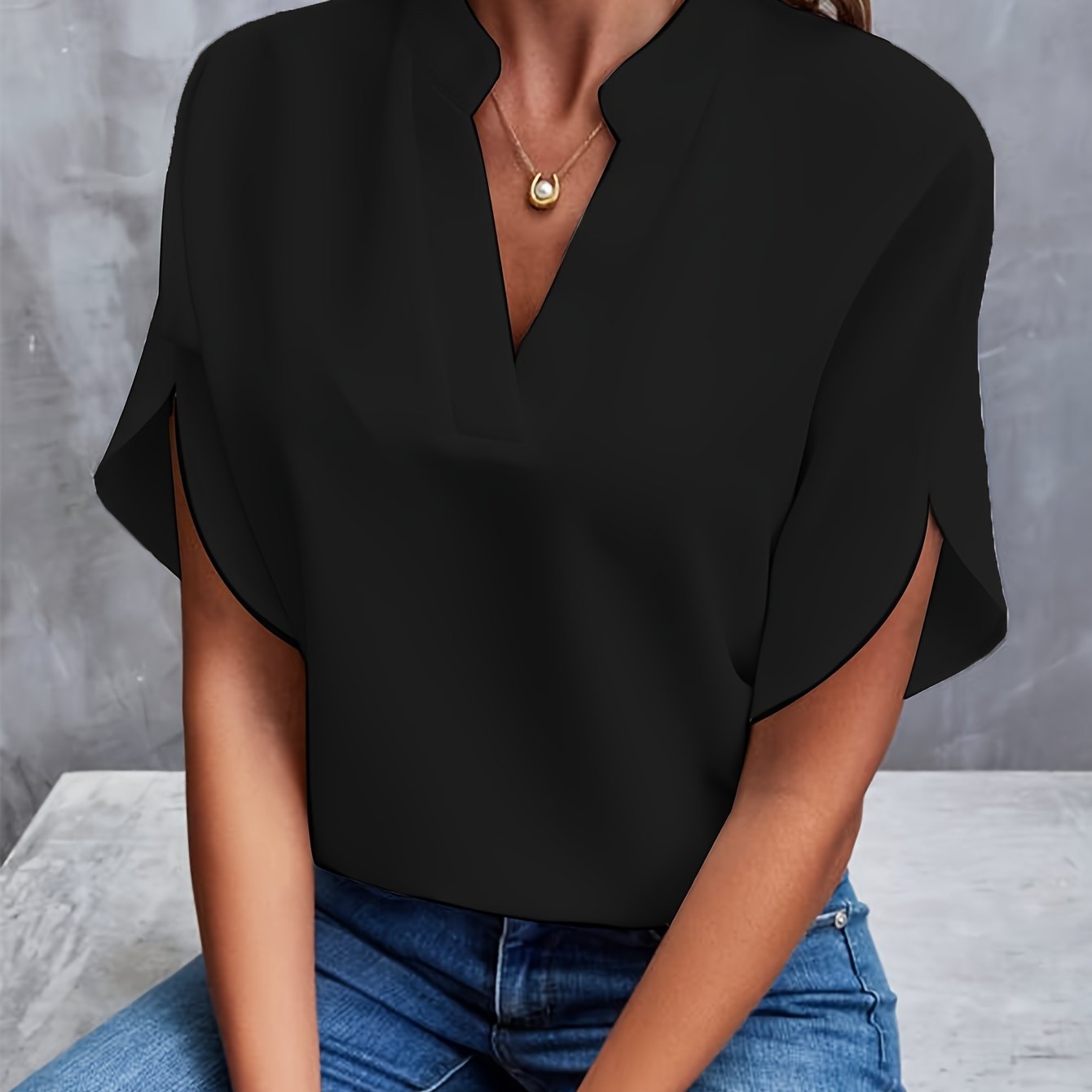 Delaney - Chic Contemporary Blouse