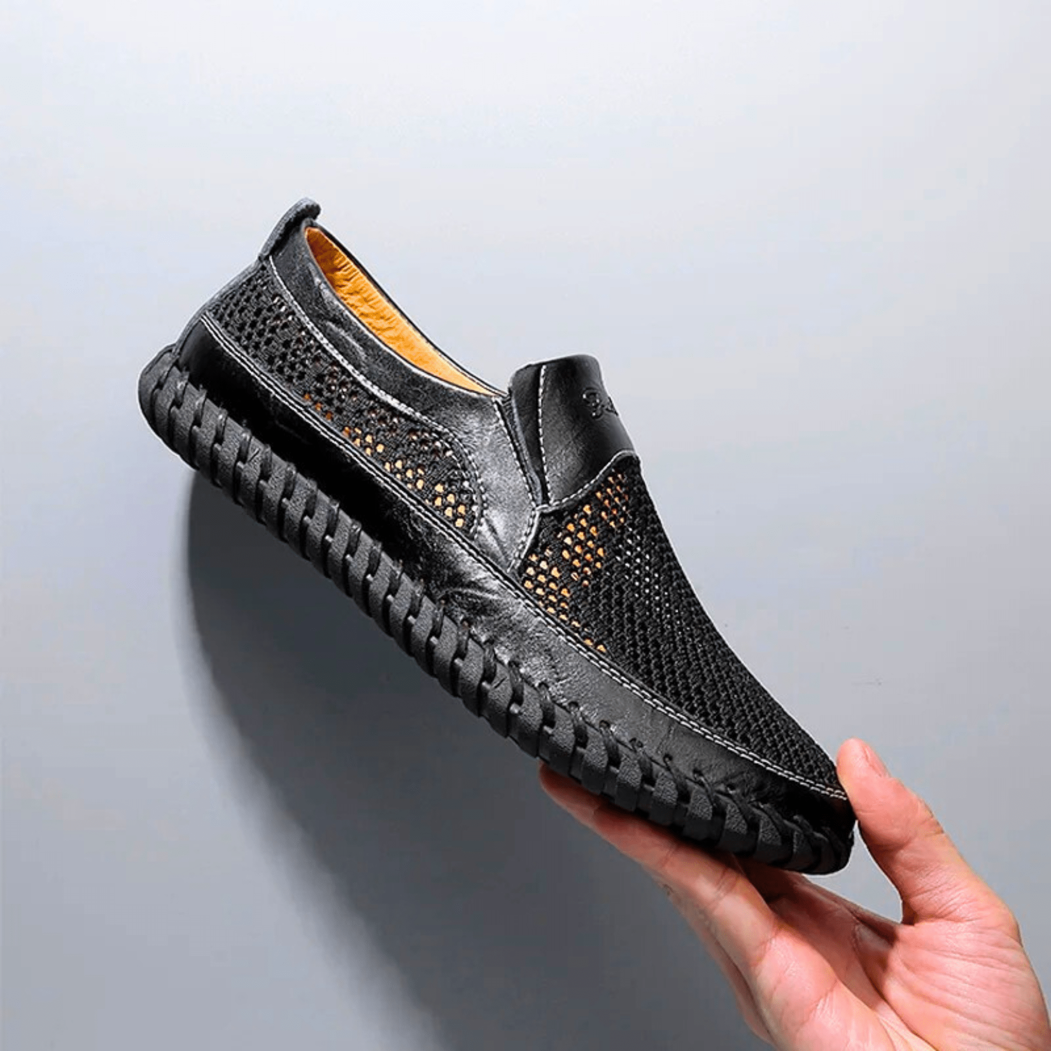 Ethan - Lightweight Leather Slip-On Sneakers