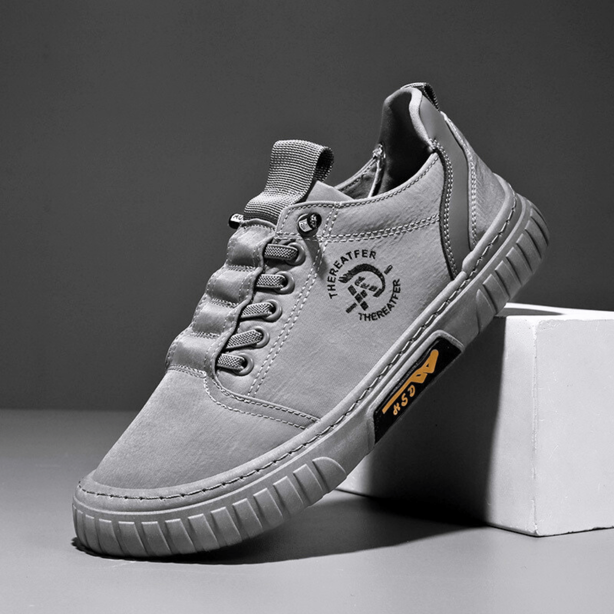Zane - Breathable Casual Sneakers in Lightweight Fabric
